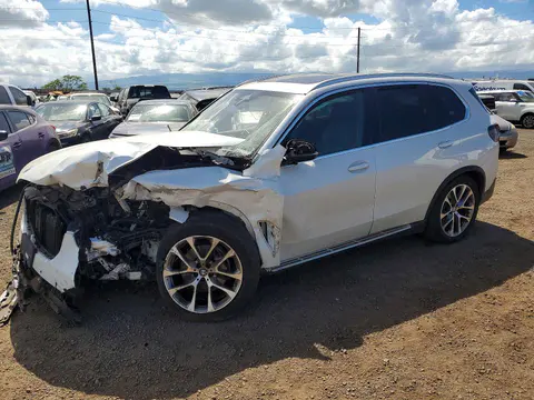 5UX13EU02R9U22622 — 2024 BMW X5, Передняя часть (Front End), фото до ремонта