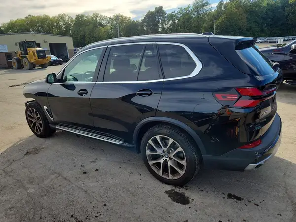 5UX23EU06R9S21570 — 2024 BMW X5, фото 2 с аукциона Copart, Передняя часть