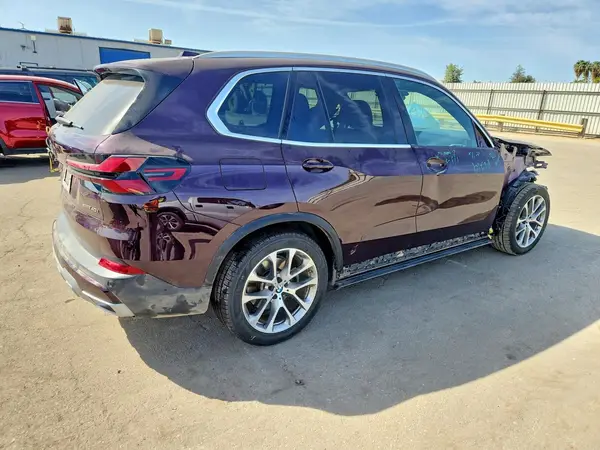 5UX23EU08S9Y84144 — 2025 BMW X5, фото 3 с аукциона Copart, Передняя часть