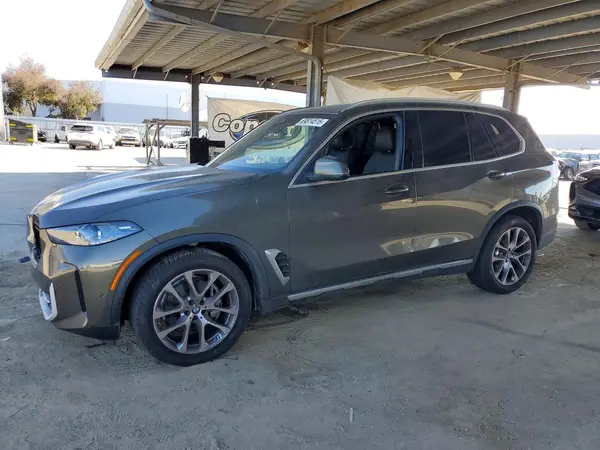 5UX23EU02S9Y82597 — 2025 BMW X5, Передняя часть (Front End), фото до ремонта