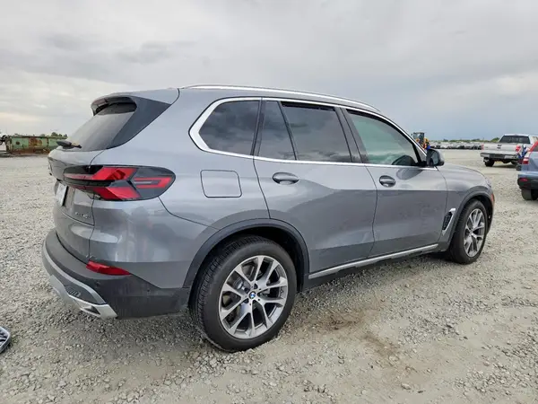 5UX23EU04T9422035 — 2026 BMW X5, фото 3 с аукциона Copart 30.09.2026, Передняя часть