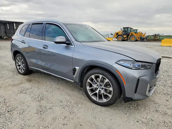 5UX23EU04T9422035 — 2026 BMW X5, фото 4 с аукциона Copart 30.09.2026, Передняя часть