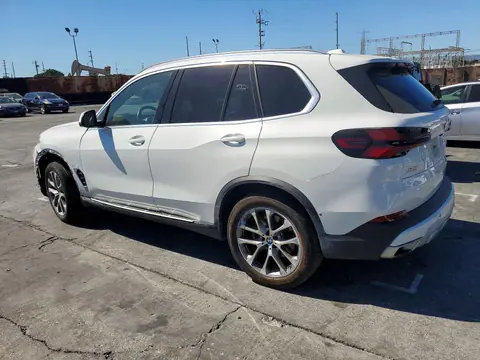 2026 BMW X5 VIN 5UX13EU03T9067094 фото 2
