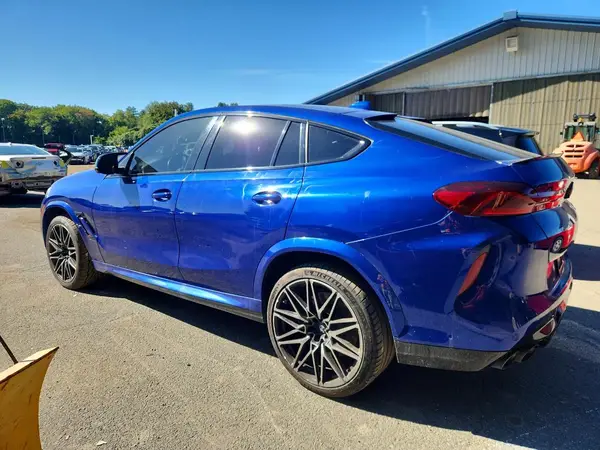 5YMCY0C01L9B05643 — 2020 BMW X6, фото 2 с аукциона Copart, Механические повреждения