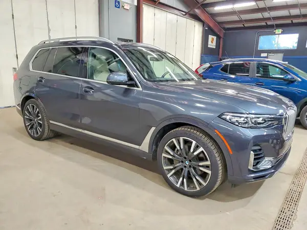 5UXCW2C52KLB43548 — 2019 BMW X7, фото 4 с аукциона Copart 30.09.2026, Мелкие вмятины и царапины