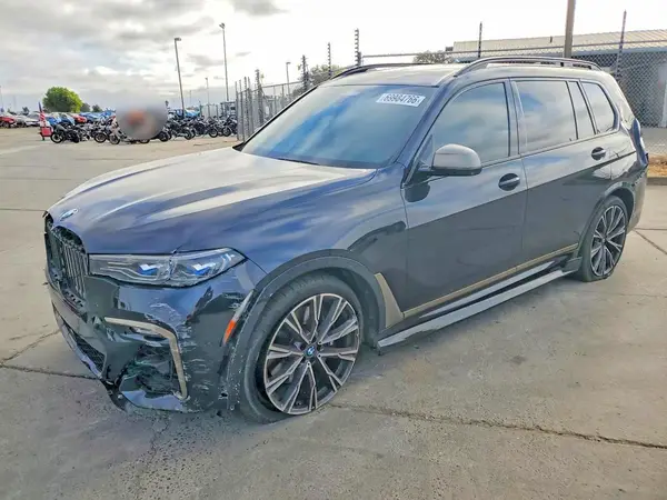 5UXCX6C02L9B03297 — 2020 BMW X7, Передняя часть (Front End), фото до ремонта