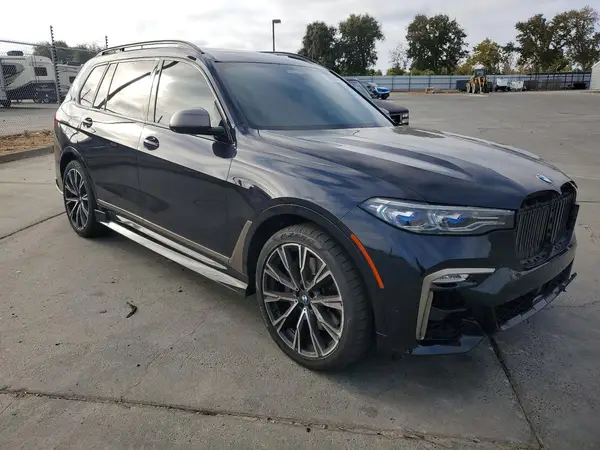 5UXCX6C02L9B03297 — 2020 BMW X7, фото 4 с аукциона Copart, Передняя часть