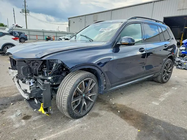 5UXCW2C06N9K18464 — 2022 BMW X7, Задняя часть (Rear End), фото до ремонта