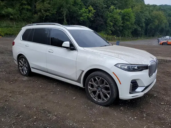 5UXCW2C02N9L92158 — 2022 BMW X7, фото 4 с аукциона Copart 05.10.2026, Мелкие вмятины и царапины