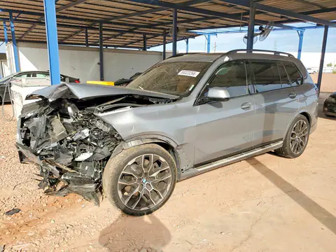 5UX23EM01P9P50177 — 2023 BMW X7, Передняя часть (Front End), фото до ремонта
