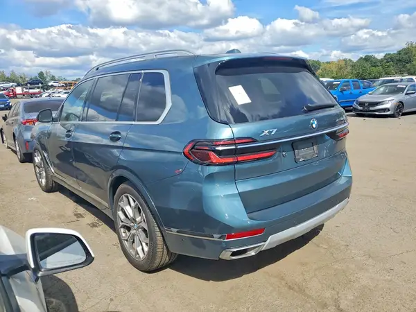 5UX23EM08S9W46164 — 2025 BMW X7, фото 2 с аукциона Copart 06.10.2026, Передняя часть