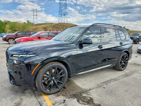5UX23EM08T9270020 — 2026 BMW X7, Боковая часть (Side), фото до ремонта