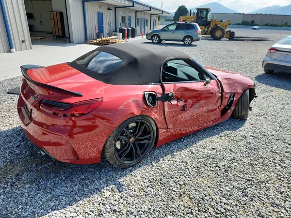 WBAHF9C05SWY42279 — 2025 BMW Z4, фото 3 с аукциона Copart, Боковая часть