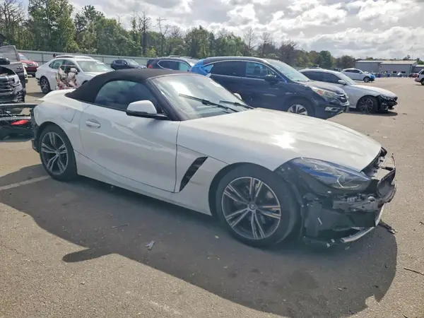 WBAHF3C07TWY55999 — 2026 BMW Z4, фото 4 с аукциона Copart, Передняя часть
