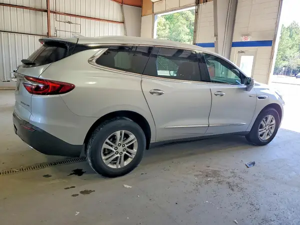 5GAERBKW2JJ164159 — 2018 Buick Enclave, фото 3 с аукциона Copart, Мелкие вмятины и царапины