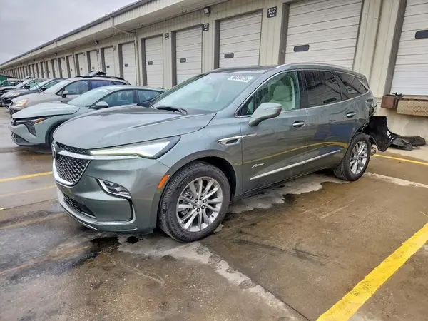 5GAERDKW7PJ178918 — 2023 Buick Enclave, Задняя часть (Rear End), фото до ремонта