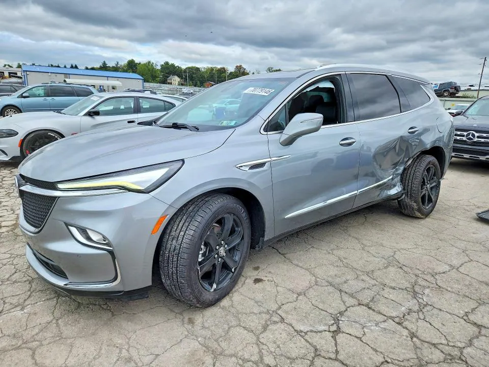 2023 BUICK ENCLAVE VIN 5GAEVAKW0PJ172954 фото 1