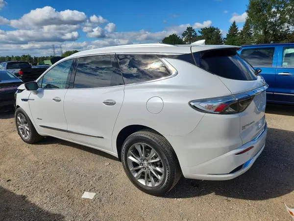 5GAEVCKW4RJ122878 — 2024 Buick Enclave, фото 2 с аукциона Copart, Передняя часть