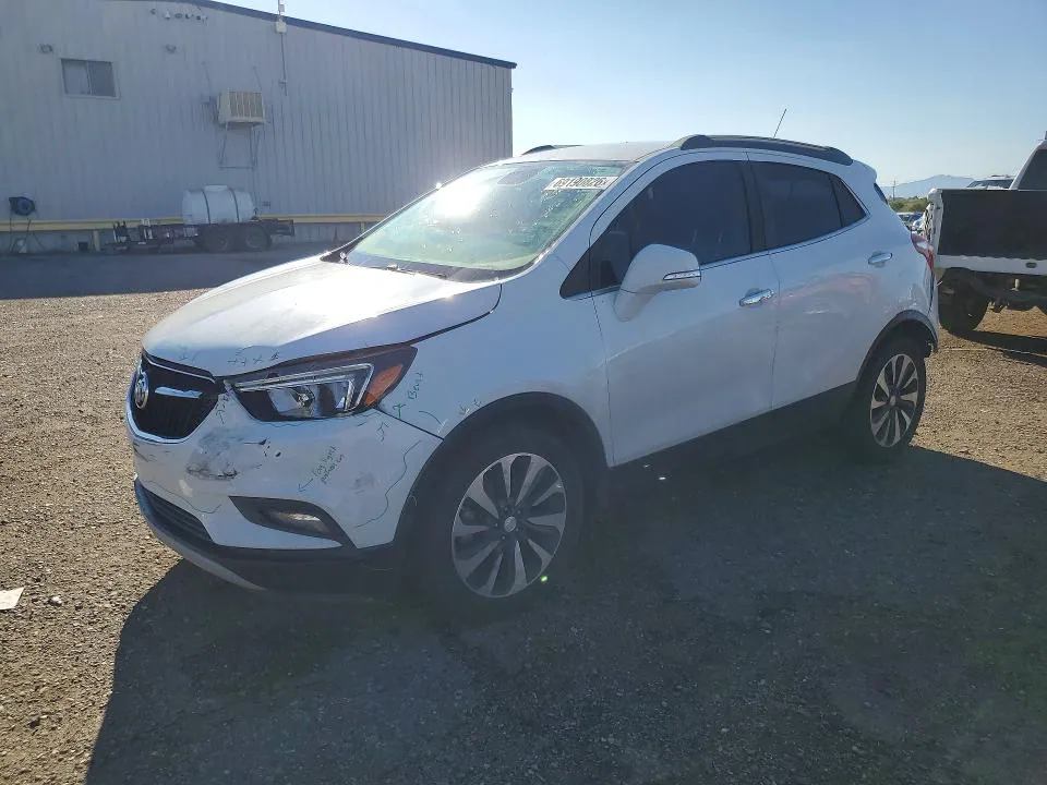 2018 Buick Encore VIN KL4CJBSB2JB637086 фото 1