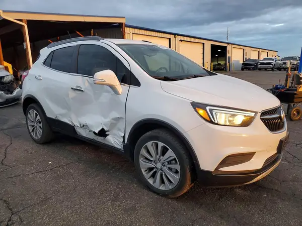 KL4CJESB8JB672183 — 2018 Buick Encore, фото 4 с аукциона Copart, Боковая часть