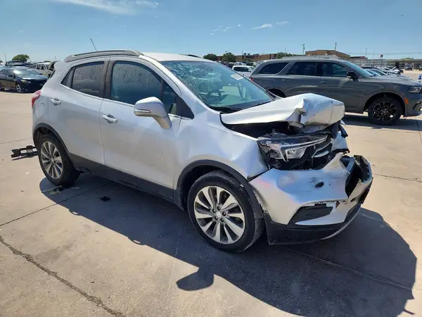 KL4CJASB2JB683513 — 2018 Buick Encore, фото 4 с аукциона Copart, Передняя часть
