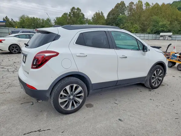 KL4CJESB7MB350669 — 2021 Buick Encore, фото 3 с аукциона Copart, Передняя часть