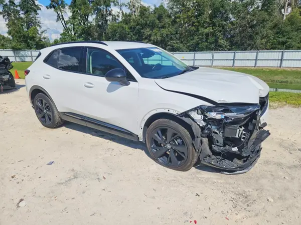 LRBFZNR49ND128805 — 2022 Buick Envision, фото 4 с аукциона Copart 13.10.2026, Передняя часть