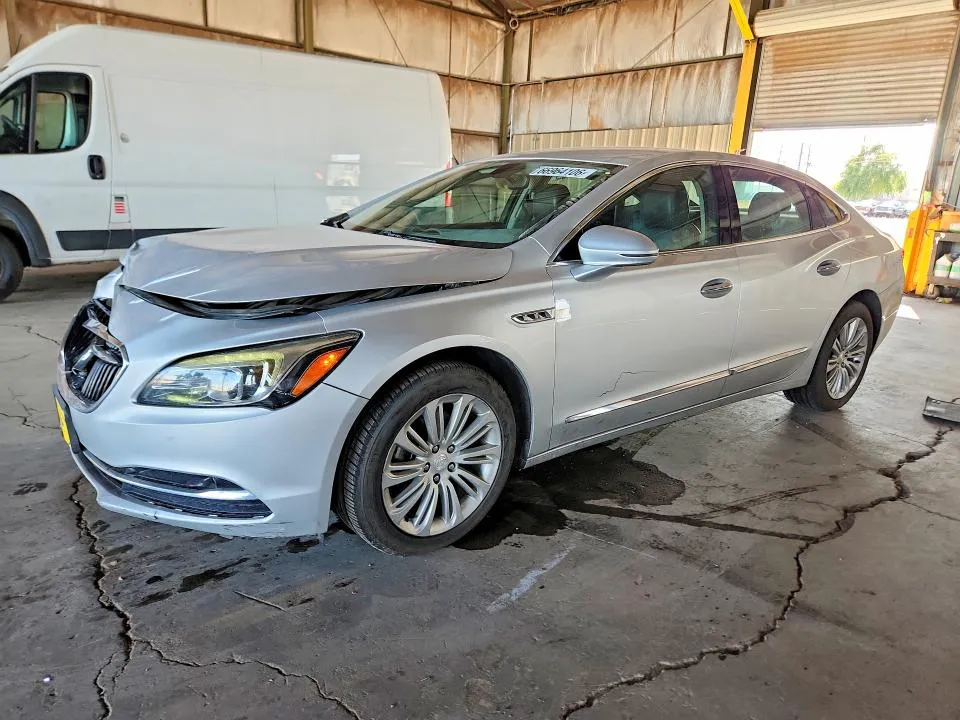 2018 Buick Lacrosse VIN 1G4ZP5SZ4JU135869 фото 1