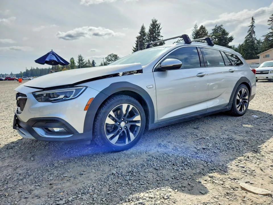 2018 Buick REGAL TOURX VIN W04GU8SX4J1083577 фото 1