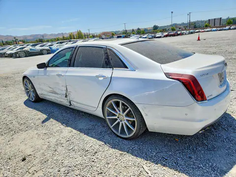 2017 Cadillac CT6 VIN 1G6KD5RS7HU126832 фото 2