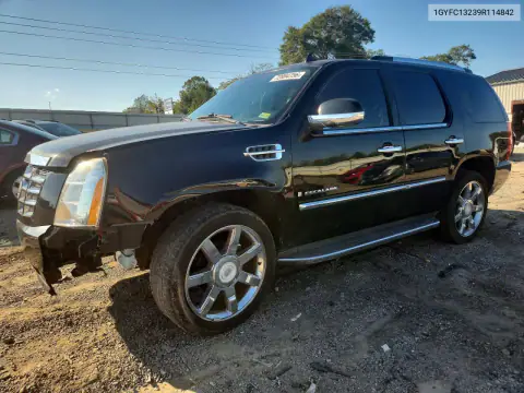 1GYFC13239R114842 — 2009 Cadillac Escalade, Передняя часть, фото до ремонта