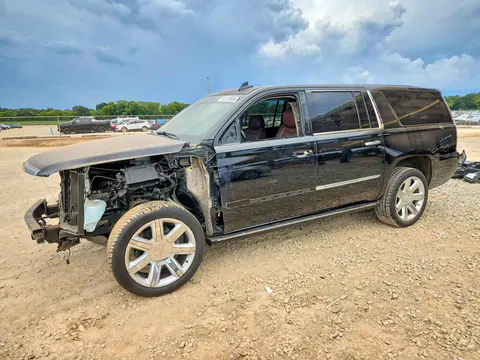 1GYS4TKJ8FR610313 — 2015 Cadillac Escalade, Передняя часть, фото до ремонта