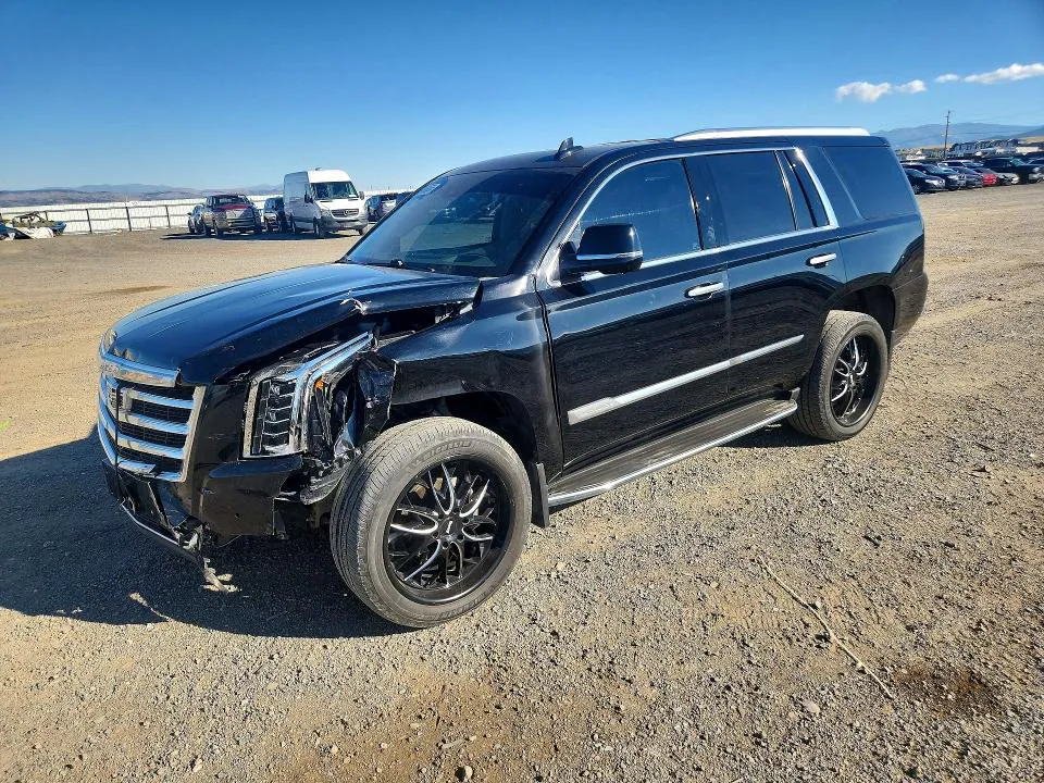 2017 Cadillac Escalade VIN 1GYS4BKJXHR163402 фото 1