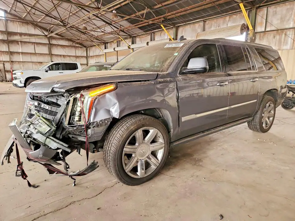 1GYS4JKJ4KR168595 Cadillac Escalade 2019 — повреждение Передняя часть, фото до ремонта