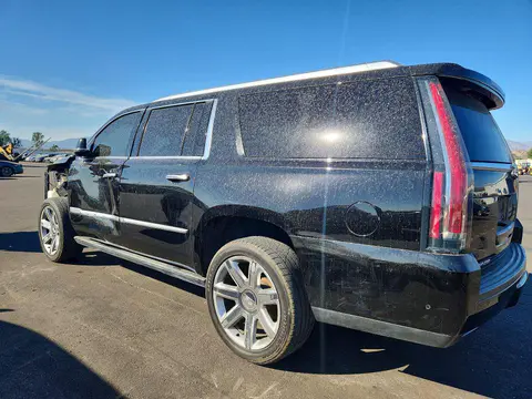 2019 Cadillac Escalade VIN 1GYS3JKJ5KR147208 фото 2