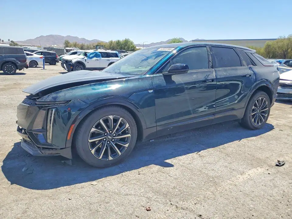 1GYKPVRK4RZ135040 Cadillac Lyriq 2024 — повреждение Передняя часть, фото до ремонта