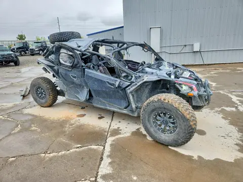 3JBVNAV28MK000143 — 2021 Can-Am Maverick X3 MAX, Опрокидывание (Rollover), фото до ремонта