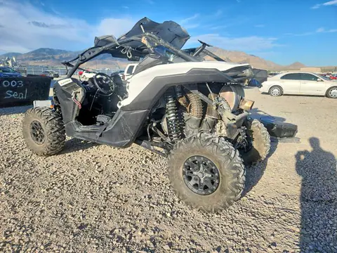 2019 Can-Am Maverick X3 VIN 3JBVGAW40KK000323 фото 3