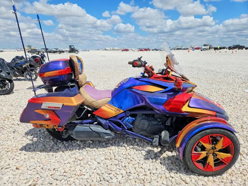 2022 CAN-AM SPYDER ROADSTER VIN 2BXRDDD29NV000095 фото 1