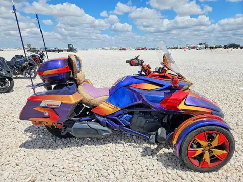 2BXRDDD29NV000095 — 2022 Can-Am Spyder Roadster, Ходовая часть (Undercarriage), фото до ремонта
