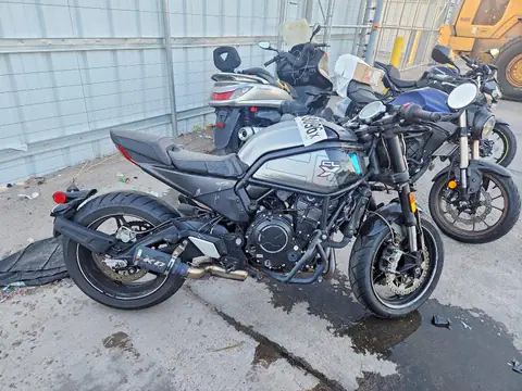 LCEPEWL10N6002956 — 2022 Cf Moto 700CL-X Sport, Передняя часть, фото до ремонта
