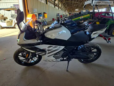 2026 Cf Moto 300Ss VIN LCEPDPL77T6001233 фото 3