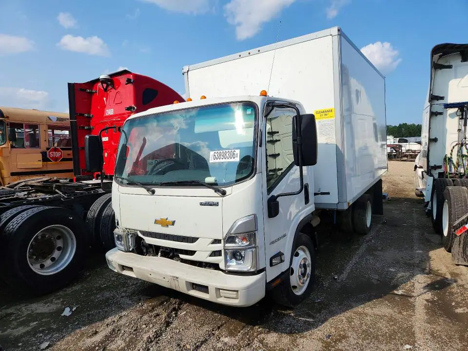 54DCDW1D2RS211154 Chevrolet 4500 2024 — повреждение Повреждения со всех сторон, фото до ремонта