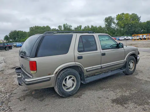 1999 CHEVROLET BLAZER VIN 1GNDT13W8X2156761 фото 3
