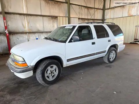 1GNDT13W612228421 — 2001 Chevrolet Blazer, Передняя часть, фото до ремонта