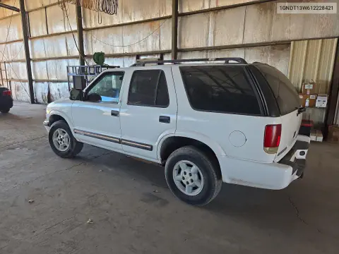 2001 Chevrolet Blazer VIN 1GNDT13W612228421 фото 2