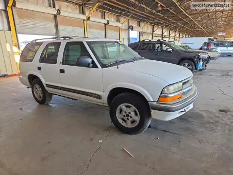 2001 Chevrolet Blazer VIN 1GNDT13W612228421 фото 4
