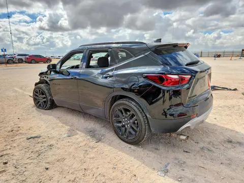 2022 Chevrolet Blazer VIN 3GNKBCR43NS165767 фото 2