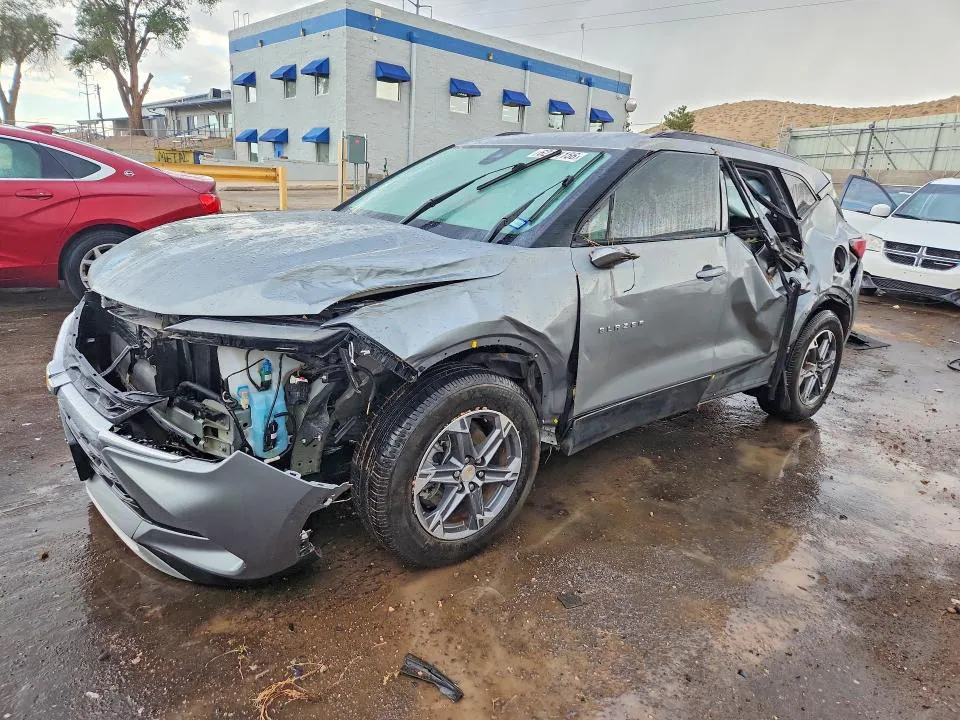 2023 Chevrolet Blazer VIN 3GNKBCR43PS130195 фото 1
