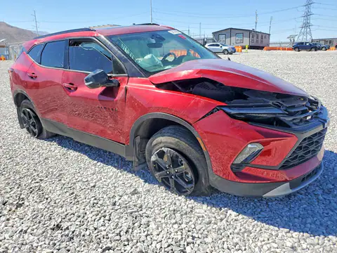 3GNKBDRSXRS270221 — 2024 Chevrolet Blazer, фото 4 с аукциона Copart 14.10.2026, Повреждения со всех сторон